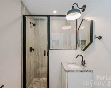 616 Oakland Avenue - Photo Thumbnail 18