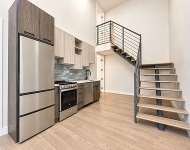 334 Evergreen Avenue - Photo Thumbnail 1