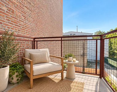334 Evergreen Avenue - Photo Thumbnail 5