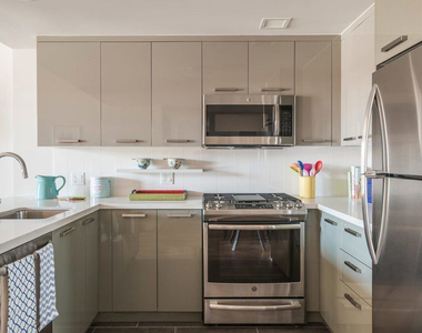 310 Clarkson Ave 11226 - Photo Thumbnail 7