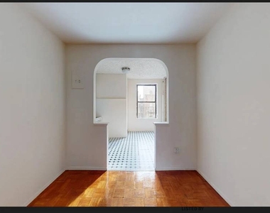 3BR in Upper East Side - Photo Thumbnail 3