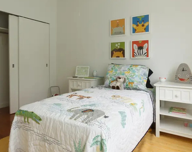 22 Caton Pl 11218 - Photo Thumbnail 3