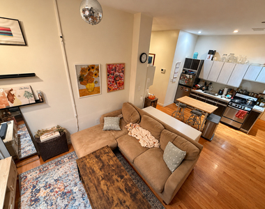 664 Park Place - Photo Thumbnail 7