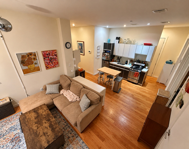 664 Park Place - Photo Thumbnail 6