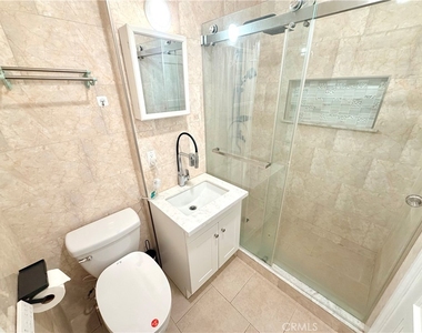 159 W Glendon Way - Photo Thumbnail 9