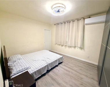 159 W Glendon Way - Photo Thumbnail 11