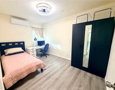 159 W Glendon Way - Photo Thumbnail 10