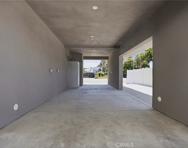 16106 Leadwell St - Photo Thumbnail 18