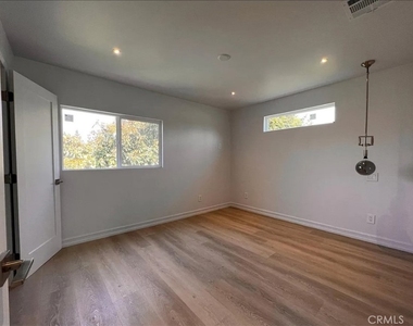 2686 Greenfield - Photo Thumbnail 14
