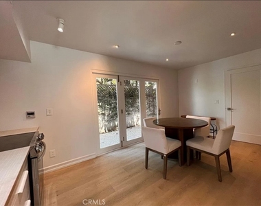 2686 Greenfield - Photo Thumbnail 7