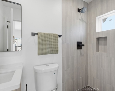 1428 S Cloverdale Avenue - Photo Thumbnail 11