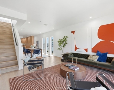 1428 S Cloverdale Avenue - Photo Thumbnail 14