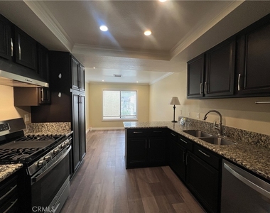 1550 Pine Drive - Photo Thumbnail 10