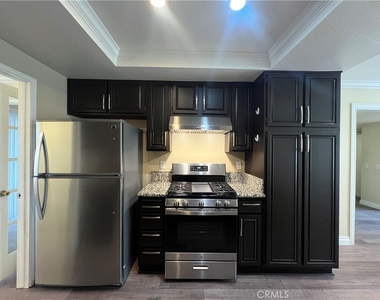 1550 Pine Drive - Photo Thumbnail 12