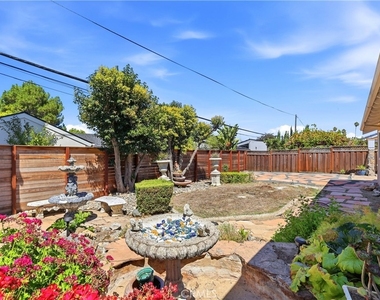 1635 Blossom Hill - Photo Thumbnail 29