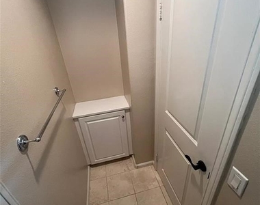 1752 Grand Avenue - Photo Thumbnail 35