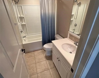 1752 Grand Avenue - Photo Thumbnail 39