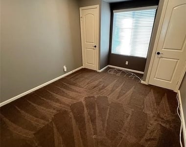 1752 Grand Avenue - Photo Thumbnail 36