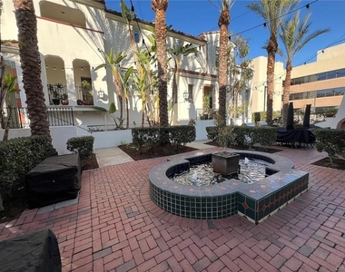 1752 Grand Avenue - Photo Thumbnail 5