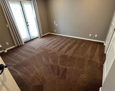 1752 Grand Avenue - Photo Thumbnail 26