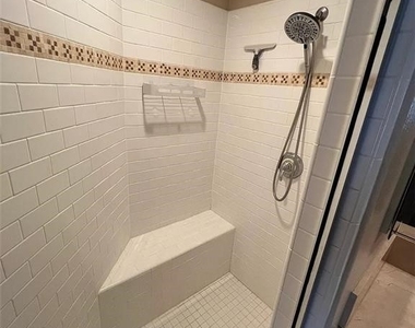 1752 Grand Avenue - Photo Thumbnail 33