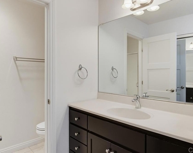 5649 Lake Park Way - Photo Thumbnail 23