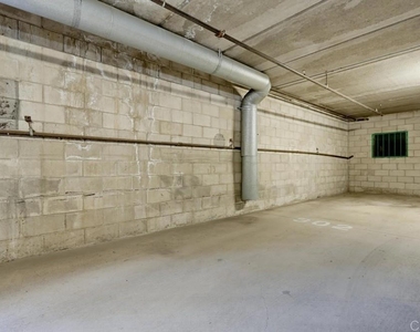 5649 Lake Park Way - Photo Thumbnail 31