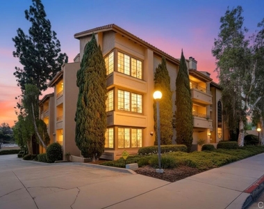 5649 Lake Park Way - Photo Thumbnail 34