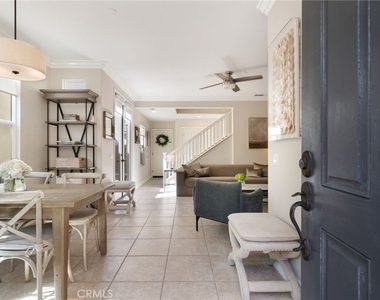 66 Amy Way - Photo Thumbnail 12