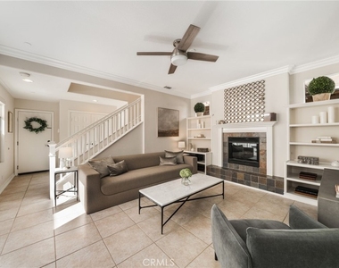 66 Amy Way - Photo Thumbnail 16