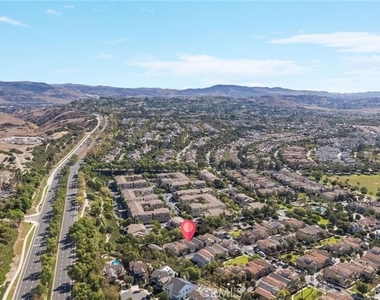 66 Amy Way - Photo Thumbnail 45