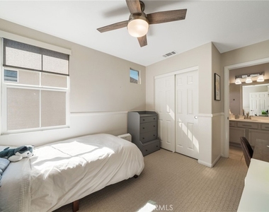 66 Amy Way - Photo Thumbnail 29