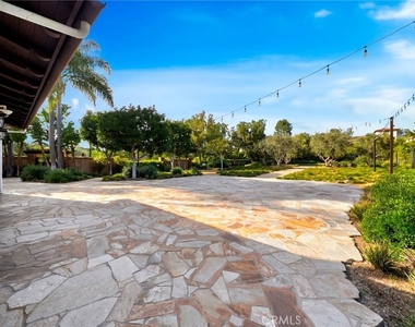 66 Amy Way - Photo Thumbnail 61