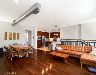 309 Metro Court - Photo Thumbnail 2