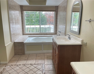 6329 Chandon Pl - Photo Thumbnail 9