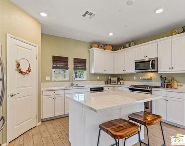 67353 Rio Naches Road - Photo Thumbnail 13