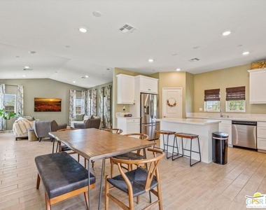 67353 Rio Naches Road - Photo Thumbnail 3