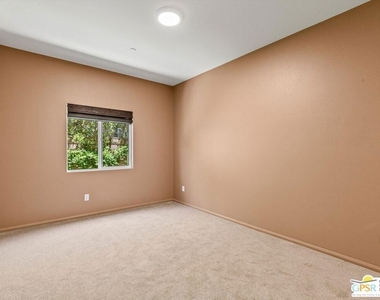 67353 Rio Naches Road - Photo Thumbnail 20