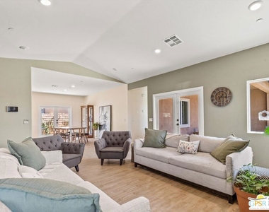 67353 Rio Naches Road - Photo Thumbnail 2