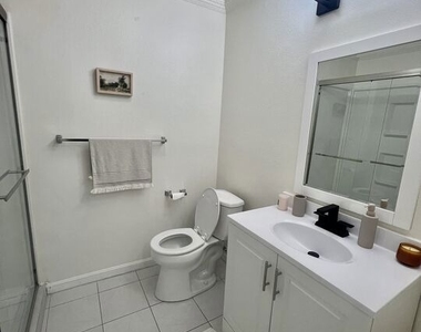 408 Burchett Street - Photo Thumbnail 5