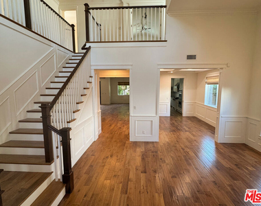 4309 Shadyglade Avenue - Photo Thumbnail 1
