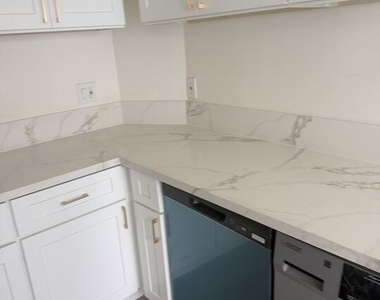 1201 E 20th Street - Photo Thumbnail 7