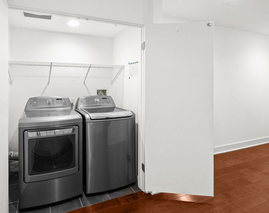 5907 Saturn Street - Photo Thumbnail 3