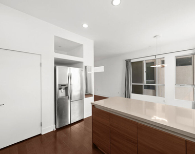 5907 Saturn Street - Photo Thumbnail 13