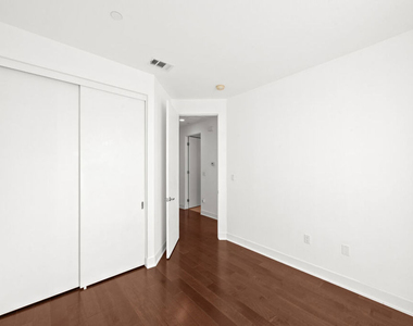 5907 Saturn Street - Photo Thumbnail 15