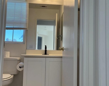 229 Kensington Park - Photo Thumbnail 16