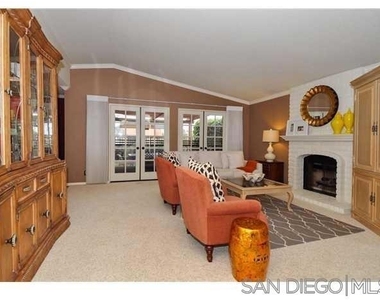 3805 Violet Glen - Photo Thumbnail 4