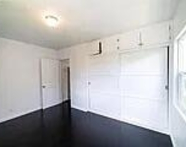 18826 Van Ness Avenue - Photo Thumbnail 13