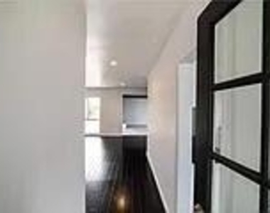 18826 Van Ness Avenue - Photo Thumbnail 3