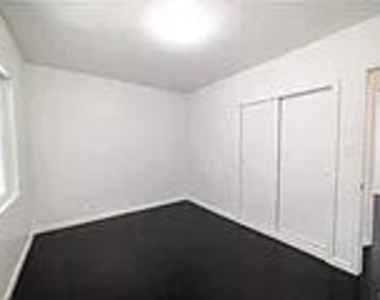 18826 Van Ness Avenue - Photo Thumbnail 16